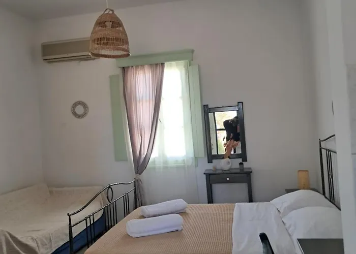 Marathos Apartment *